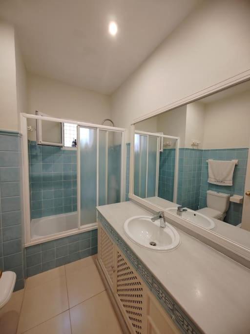 Escapada Santa Justa Apartment เซบีญา ภายนอก รูปภาพ