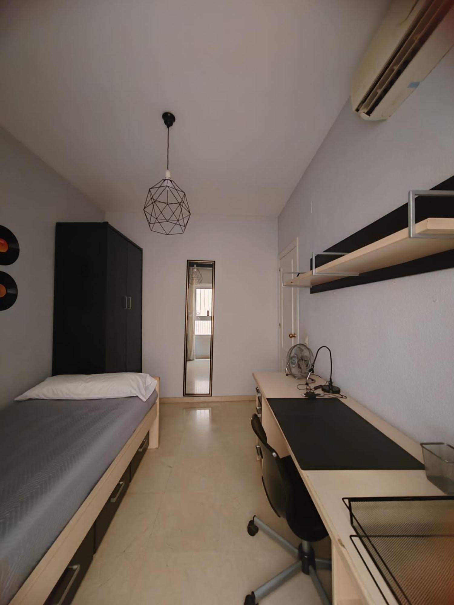 Escapada Santa Justa Apartment เซบีญา ภายนอก รูปภาพ