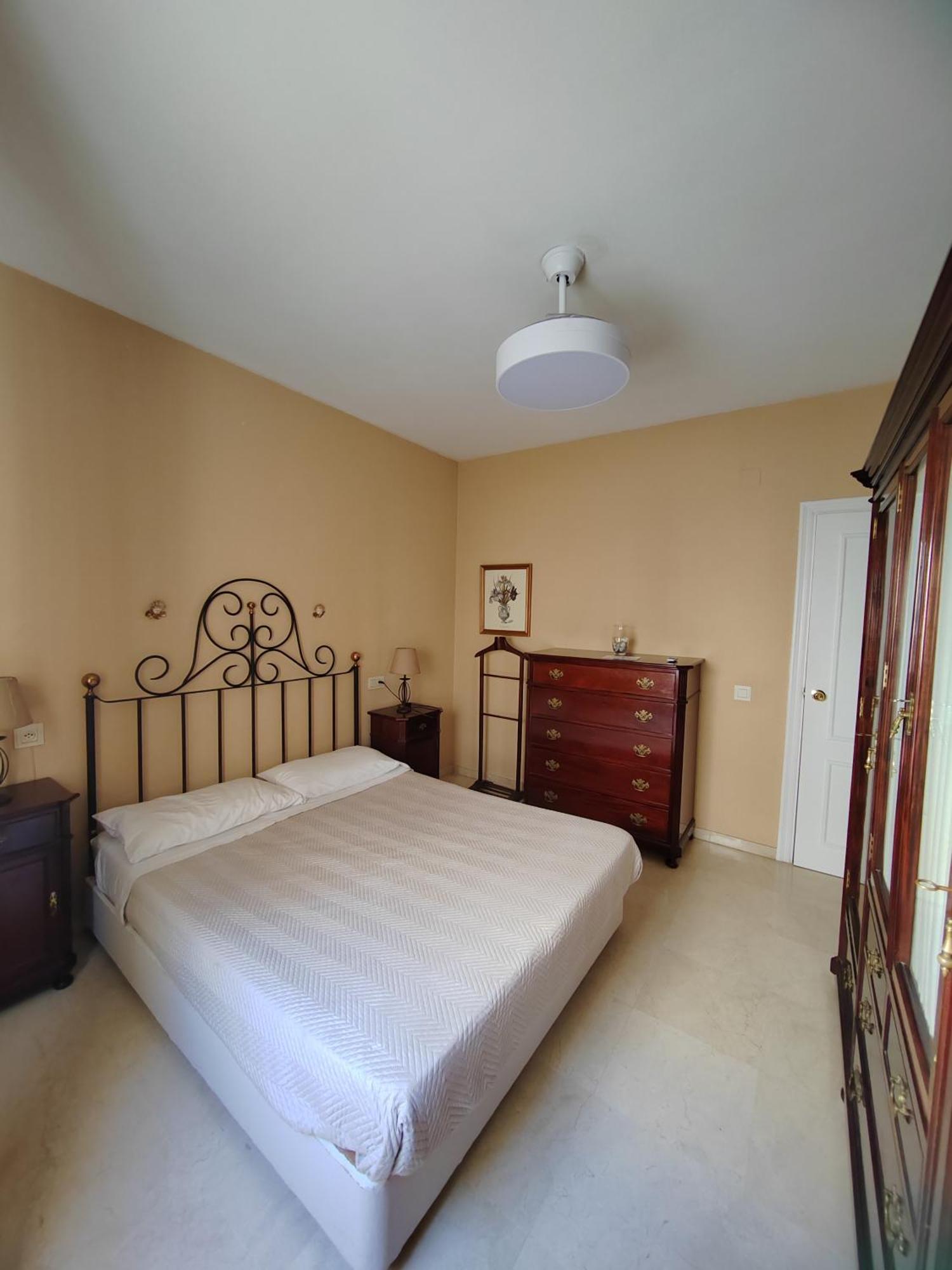 Escapada Santa Justa Apartment เซบีญา ภายนอก รูปภาพ